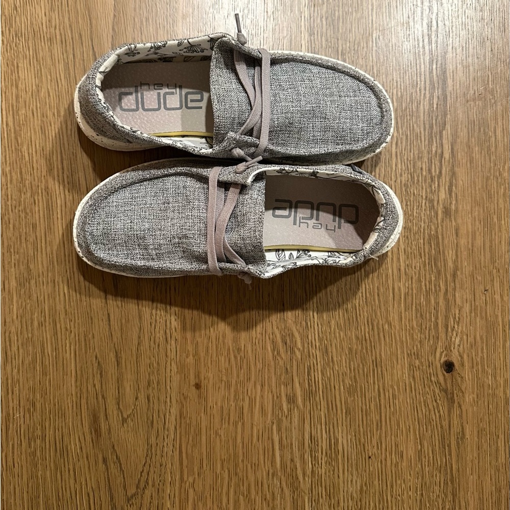 Linen Gray Hey Dudes Size 6